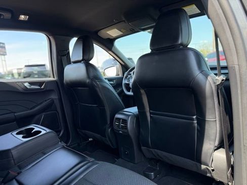 Certified 2023 Ford Escape ST-Line w/ Tech Pack #1 AWD/4WD image 18