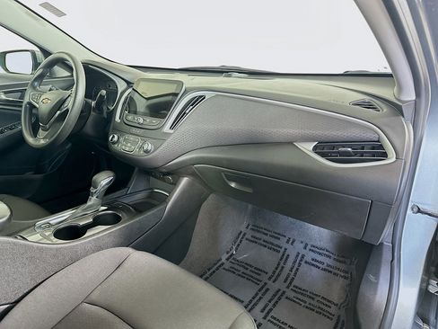 Used 2023 Chevrolet Malibu LT FWD image 26