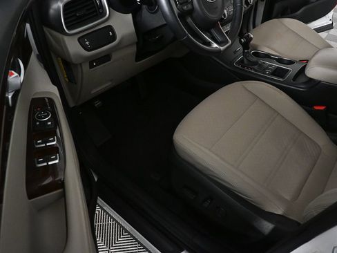 Used 2016 Kia Sorento FWD w/ LX Convenience Package image 7