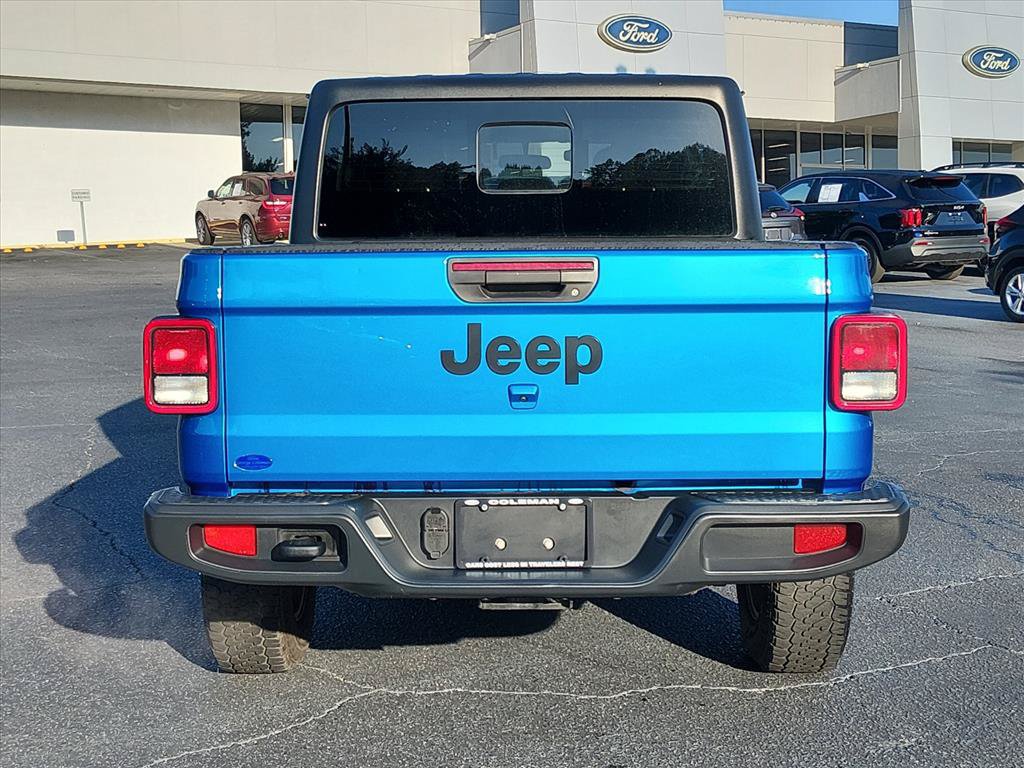 Used 2023 Jeep Gladiator Sport AWD/4WD image 5