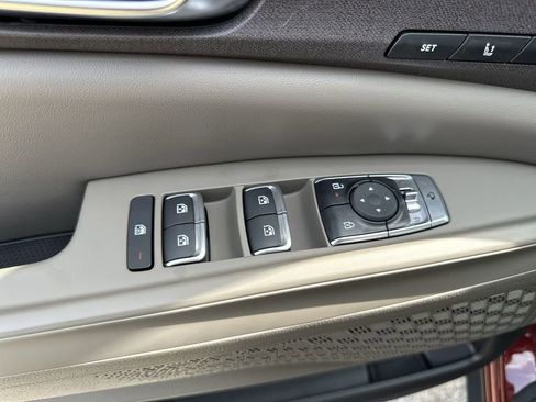 New 2026 Kia Carnival EX FWD image 13