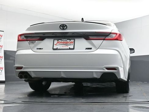 Used 2025 Toyota Camry XSE image 38