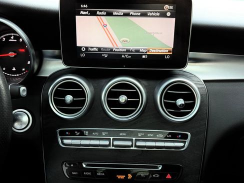 Used 2018 Mercedes-Benz GLC 300 image 53