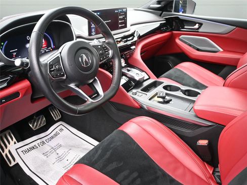 Certified 2025 Acura MDX A-Spec image 2