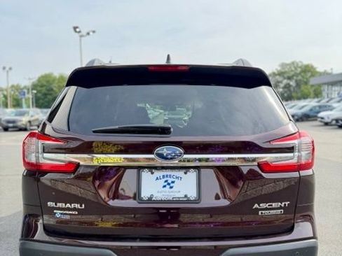 Used 2025 Subaru Ascent Touring AWD/4WD image 7