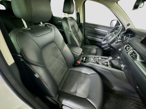 Used 2018 MAZDA CX-5 Touring w/ Preferred Equipment Package FWD image 32