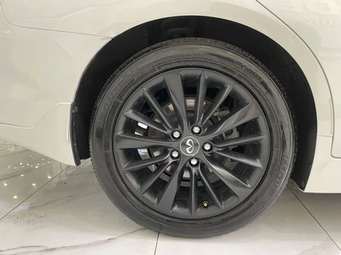 Used 2018 INFINITI Q50 Luxe w/ Essential Package (3.0T Luxe) image 27