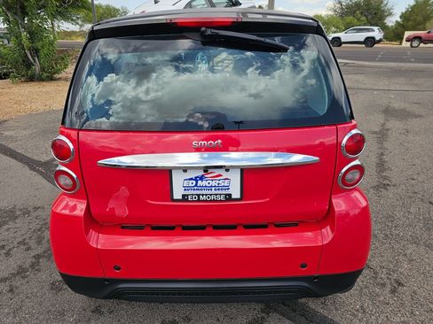 Used 2014 smart fortwo Coupe RWD image 9