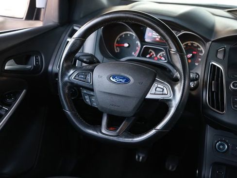 Used 2015 Ford Focus ST FWD image 32