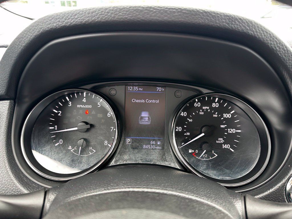 Used 2018 Nissan Rogue SV FWD image 26