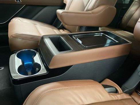 New 2026 Lincoln Aviator Reserve w/ Jet Appearance Package image 10