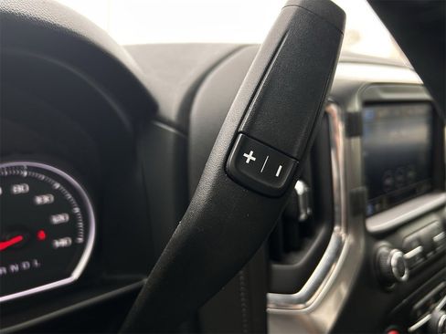 Used 2022 Chevrolet Silverado 1500 LT image 19