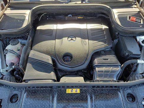 Certified 2024 Mercedes-Benz GLS 450 4MATIC image 10