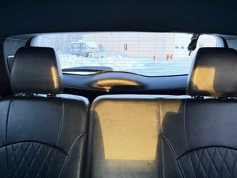 Used 2024 Buick Enclave Avenir w/ Avenir Technology Package image 11