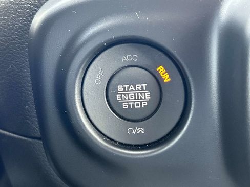 Certified 2023 Jeep Wrangler Unlimited w/ Cold Weather Group AWD/4WD image 23