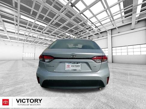 Certified 2023 Toyota Corolla LE image 4