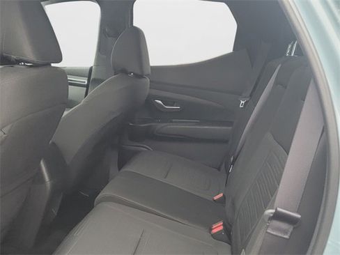 Used 2023 Hyundai Santa Cruz SEL Premium image 18