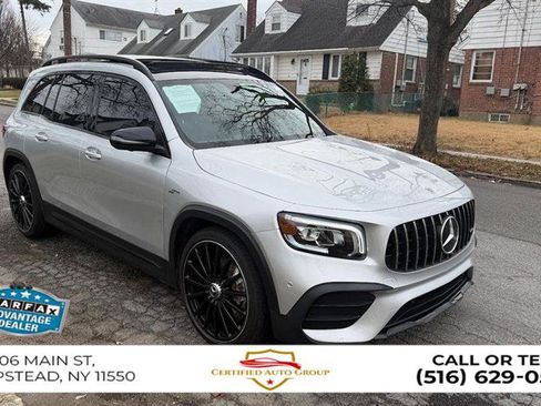 Used 2022 Mercedes-Benz GLB 35 AMG image 4