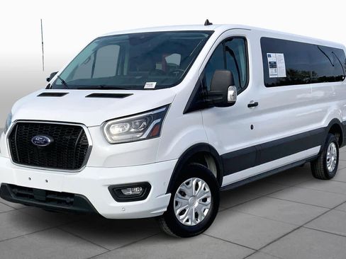 Used 2023 Ford Transit 350 XLT image 2