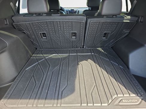 Used 2022 Chevrolet Equinox RS w/ RS Leather Package FWD image 25
