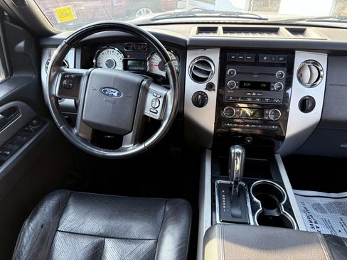 Used 2012 Ford Expedition Limited image 26