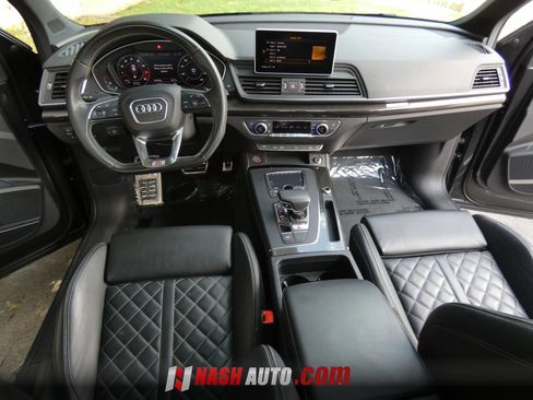 Used 2018 Audi SQ5 Premium Plus w/ S Sport Package AWD/4WD image 24