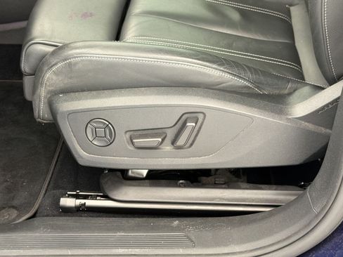 Used 2023 Audi Q4 e-tron Prestige w/ Black Optic Package AWD/4WD image 14