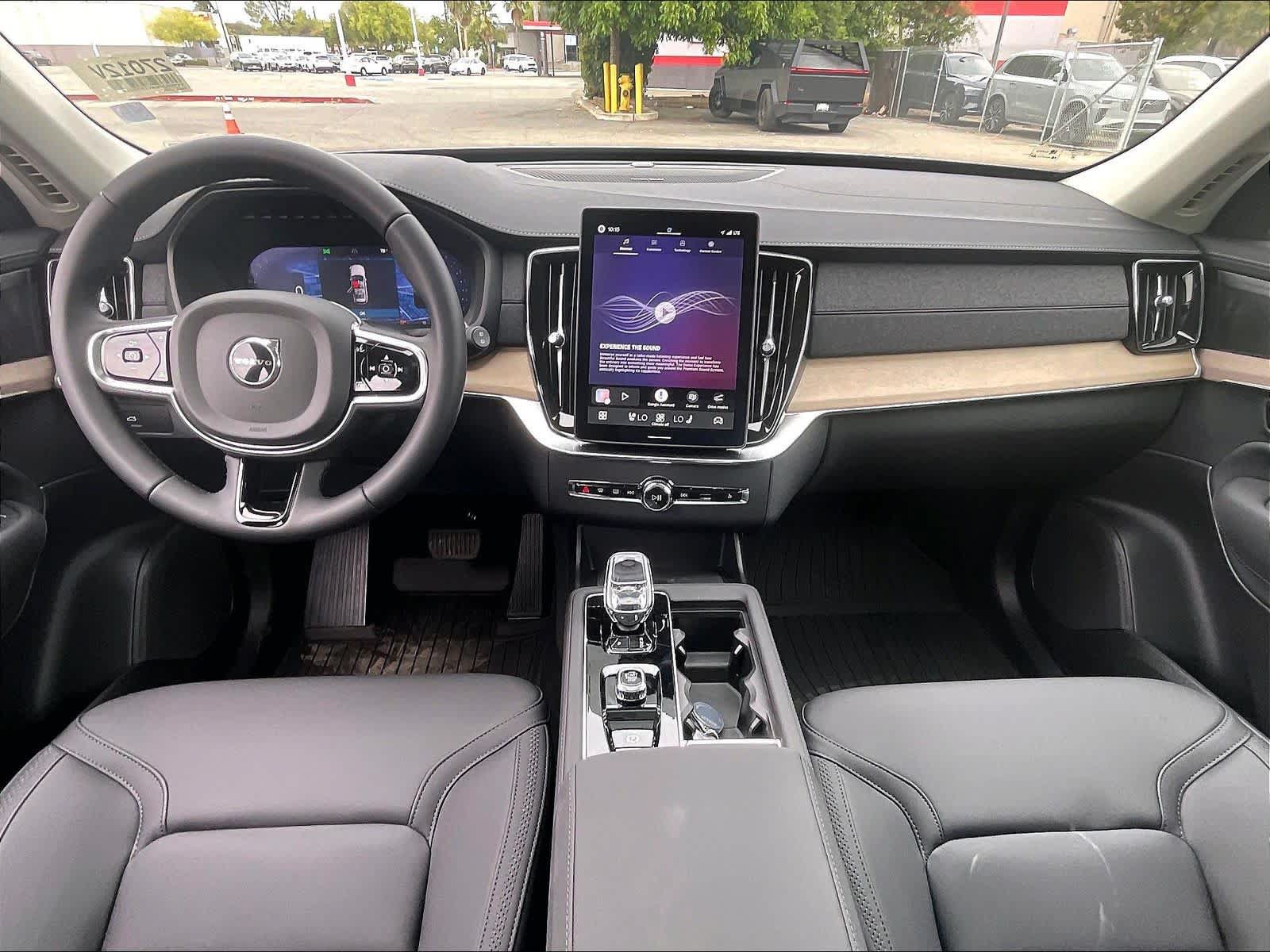 New 2027 Volvo XC90 B6 Plus AWD/4WD image 7