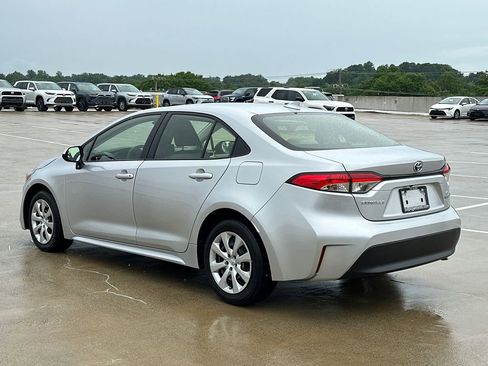 Used 2024 Toyota Corolla LE FWD image 3