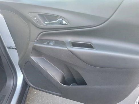 Certified 2023 Chevrolet Equinox LT w/ Driver Convenience Package image 23