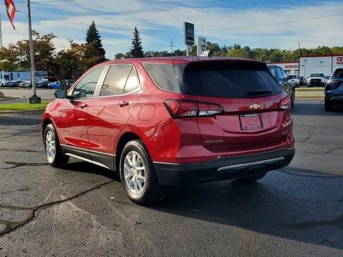 Used 2024 Chevrolet Equinox LT image 3