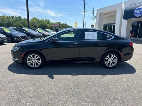 Used 2015 Chrysler 200 Limited w/ Convenience Group FWD image 2