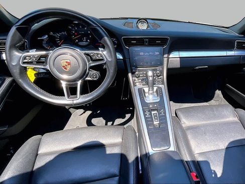Used 2017 Porsche 911 Carrera RWD image 14