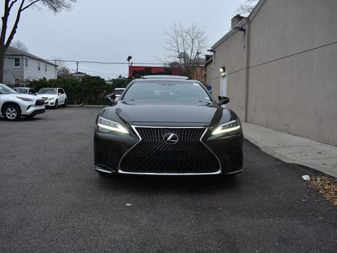 Used 2021 Lexus LS 500 AWD image 3