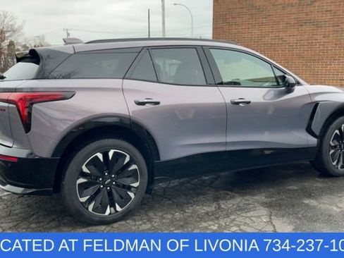 Certified 2025 Chevrolet Blazer EV RS image 8