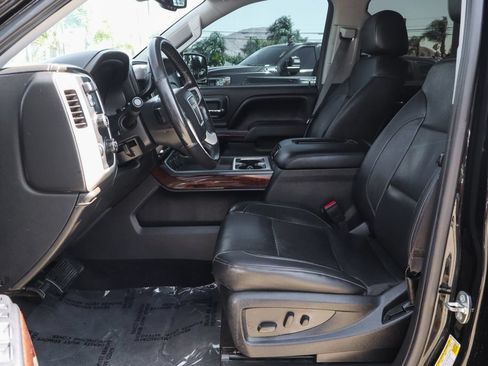 Used 2016 GMC Sierra 1500 SLT w/ Enhanced Driver Alert Package AWD/4WD image 22