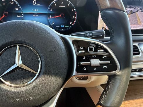Certified 2022 Mercedes-Benz GLE 450 4MATIC w/ Premium Package image 31