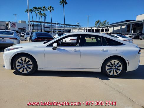 Certified 2023 Toyota Mirai XLE w/ Advanced Technology Package image 6