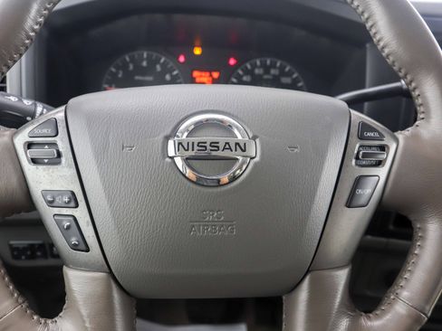 Used 2016 Nissan NV 3500 SL image 22