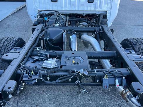 New 2026 GMC Sierra 3500 Pro w/ Convenience Package image 5