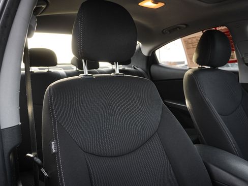 Used 2015 Hyundai Elantra SE w/ Option Group 03 image 32