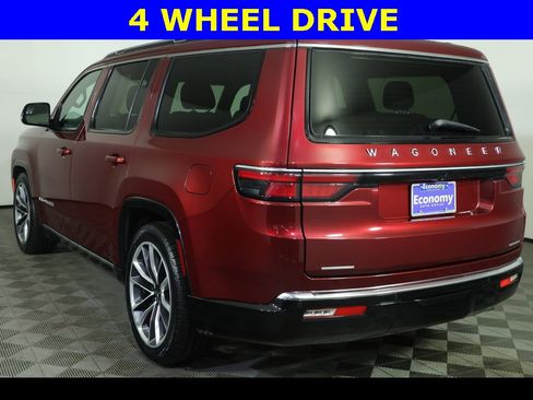 Used 2022 Jeep Wagoneer Series III w/ Premium Group I image 5