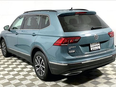 Used 2020 Volkswagen Tiguan SE image 8