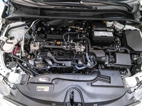 Certified 2025 Toyota Corolla LE FWD image 32