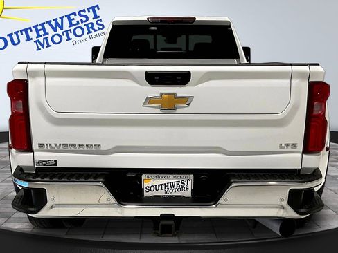 Used 2024 Chevrolet Silverado 3500 LTZ w/ LTZ Plus Package image 5