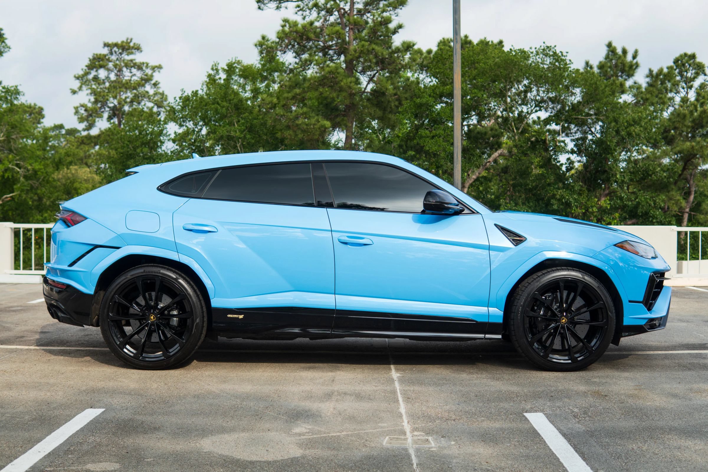 Used 2024 Lamborghini Urus S AWD/4WD image 8