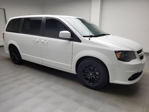 Used 2019 Dodge Grand Caravan GT FWD image 11
