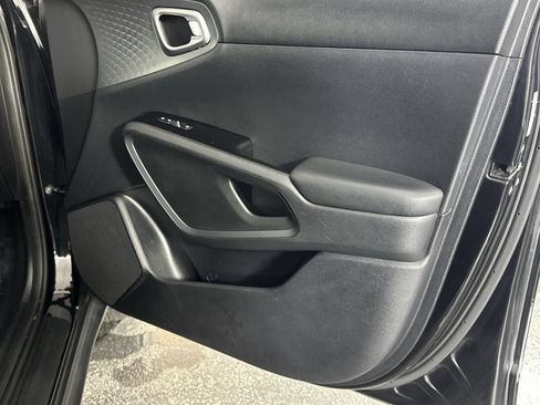 Used 2020 Kia Soul EX FWD image 31
