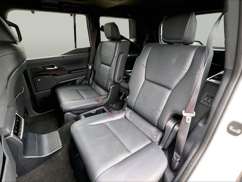 Used 2025 Lexus GX 550 w/ Accessory Package (2T) AWD/4WD image 21