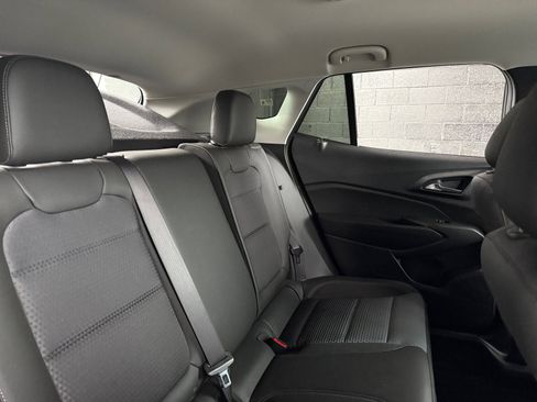 Used 2025 Chevrolet Trax LT image 16